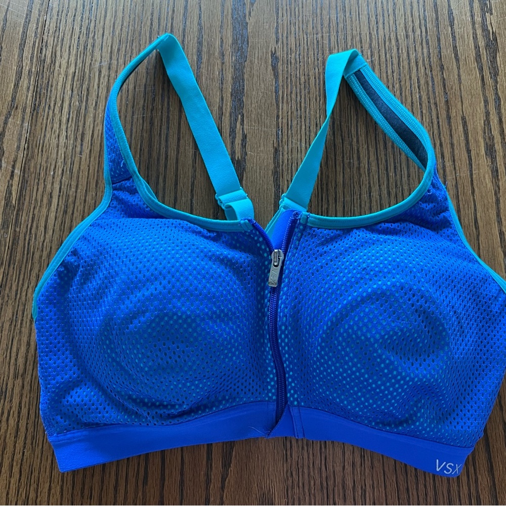 Victoria’s Secret Knock Out Bra